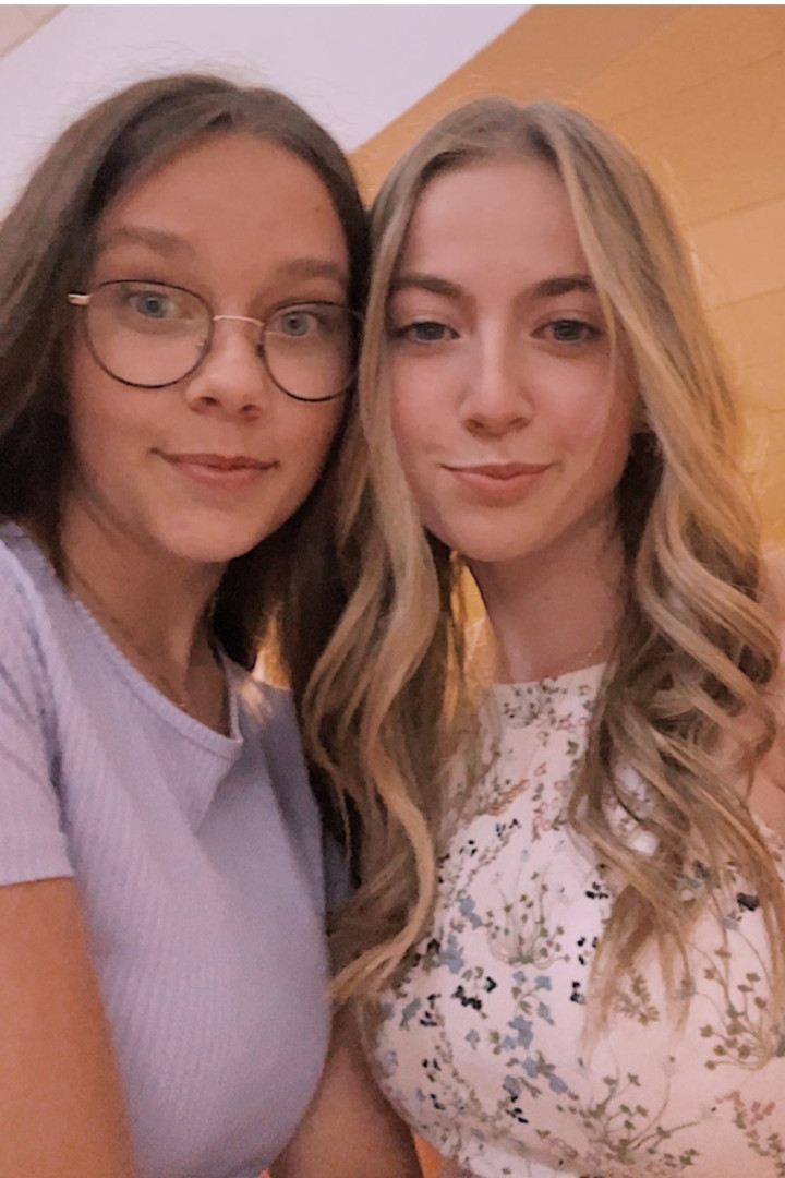 https://vsco.co/josamohr/gallery<br />https://vsco.co/finityyyy/gallery