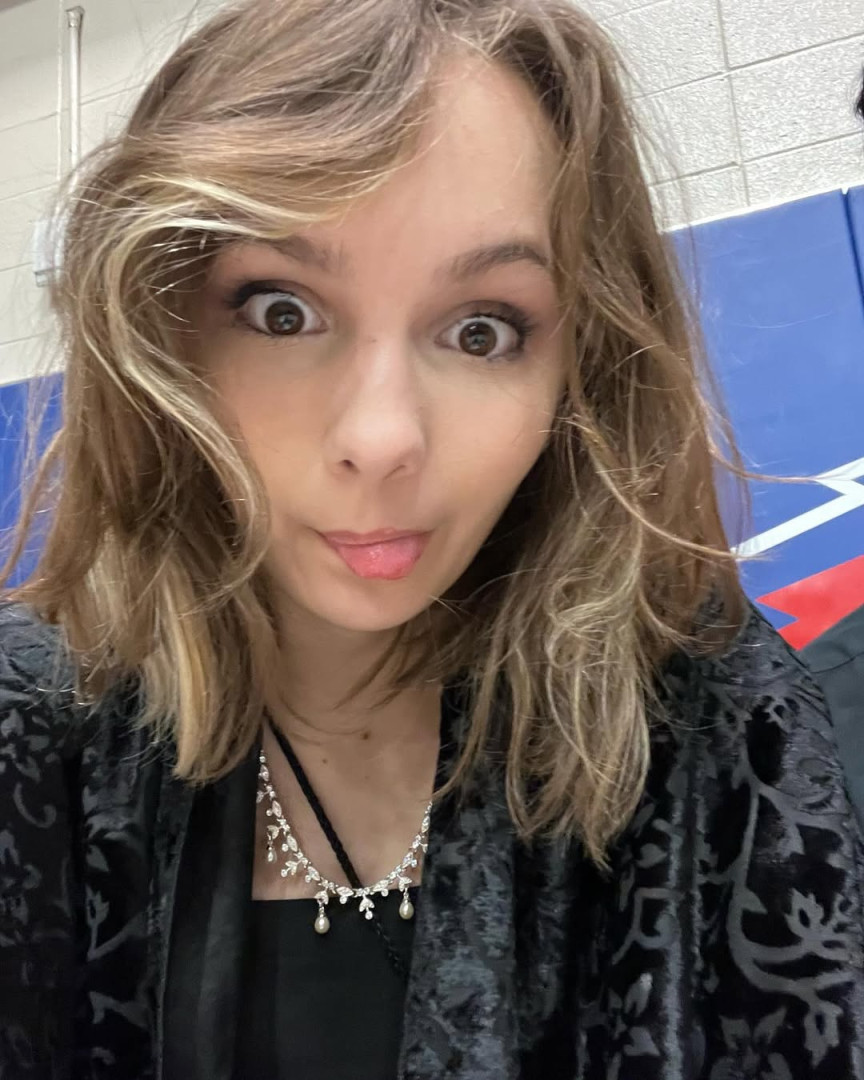 SnapInsta.to_464129111_2214650518919127_8208350853311363258_n.jpg