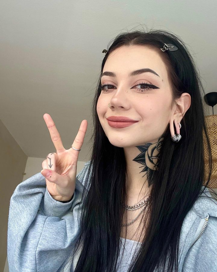 j (21).jpg