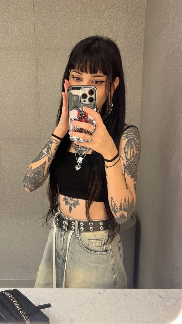 j (25).jpg