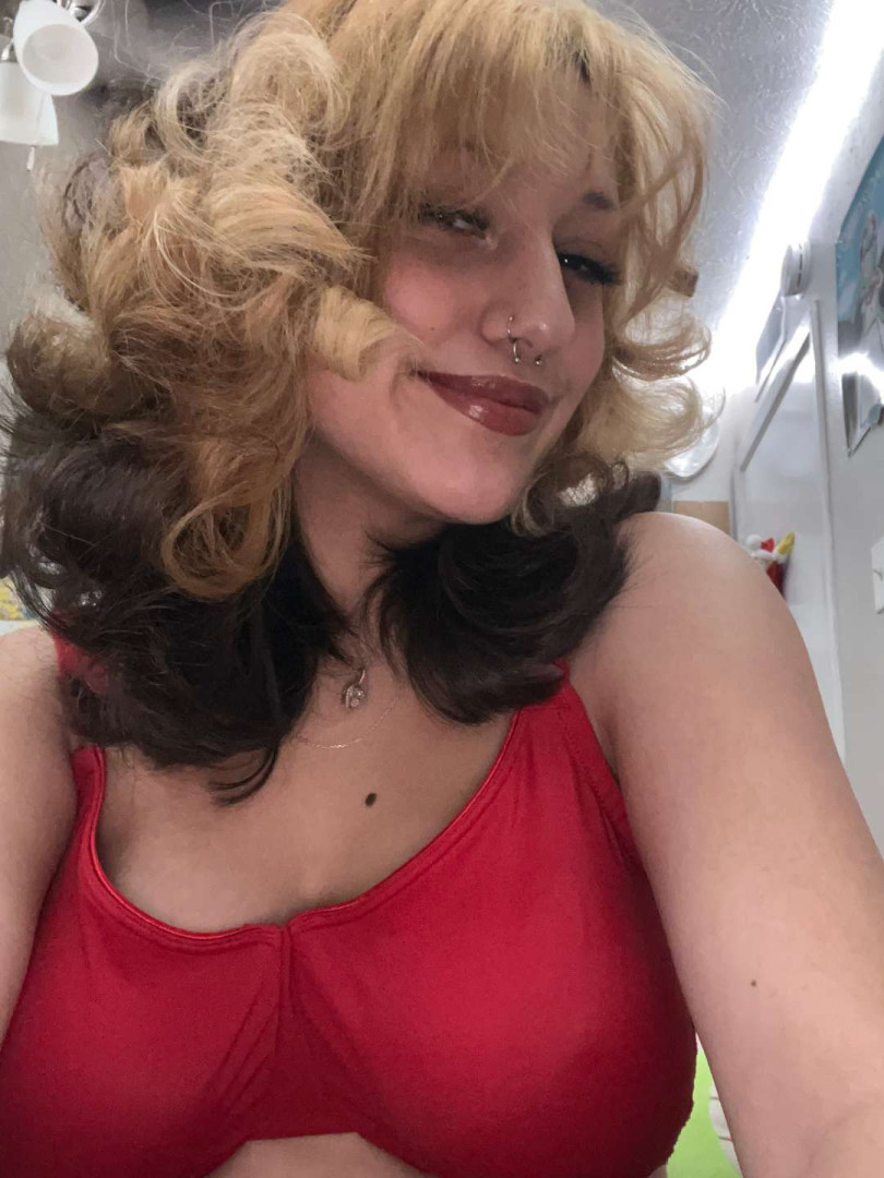 red-822504364.jpg