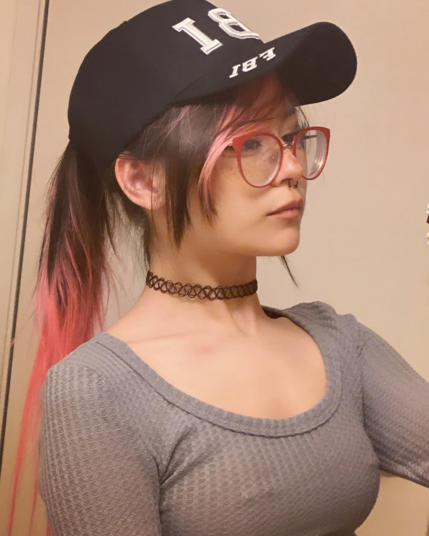kittenmaxxing_1714725128_3359680344977272910_55616487940.jpg
