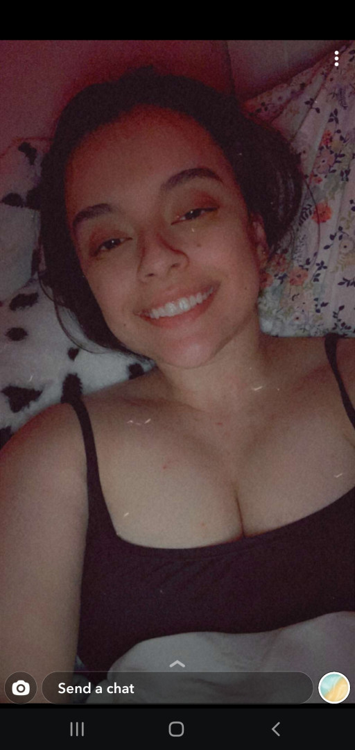 Screenshot_20210413-204650_Snapchat.jpg